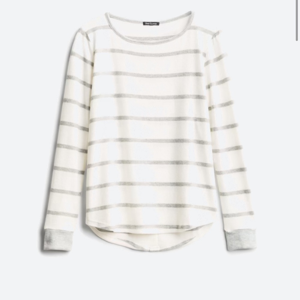 Stitch Fix - Pink Clover - Kamie Button Back Brush Knit Top